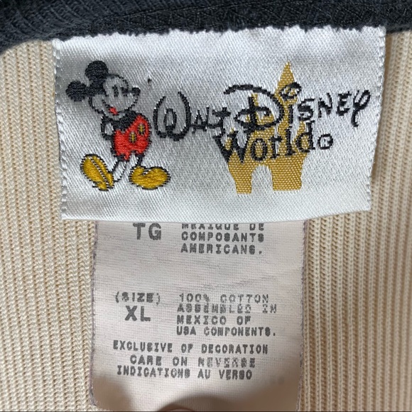 Vintage WALT DISNEY Minnie Mouse Black tshirt. - Picture 6 of 8